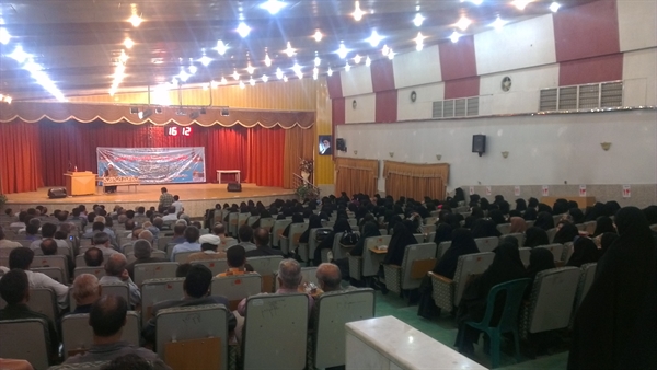 برگزاری همایش بزرگ زائران محترم اعزامی به عتبات عالیات در اصفهان 